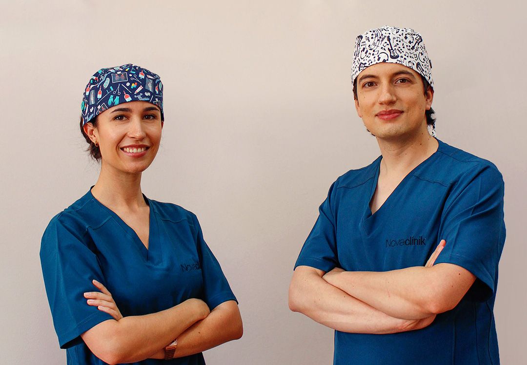 Equipo profesional de cirugía plástica
