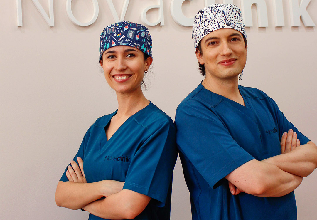 Equipo profesional de cirugía plástica